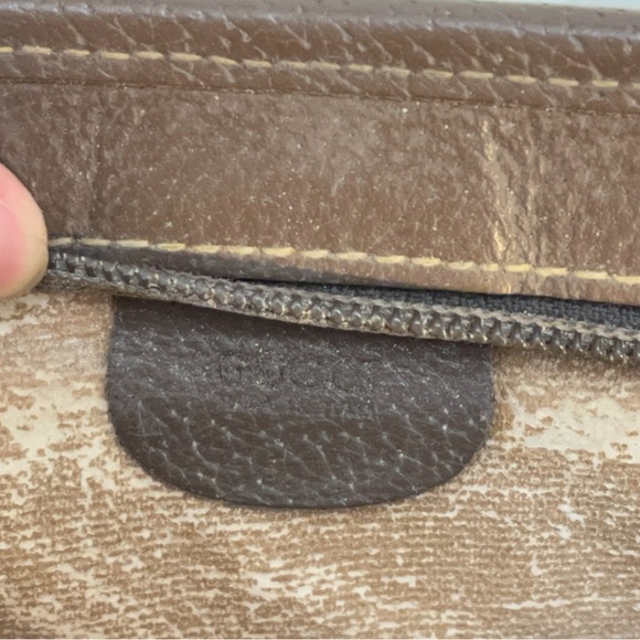 Authentic Gucci Clutch Bag - Picture 5 of 14